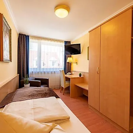 Royal Hotell 3*