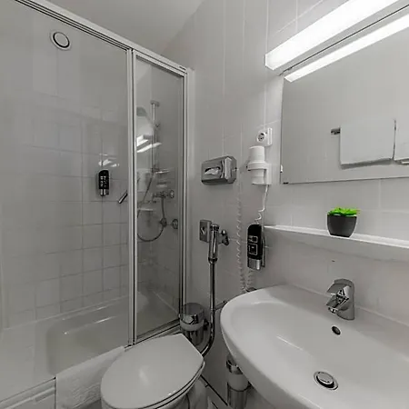 Royal Hotell 3*