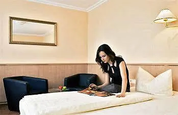 Royal Hotel